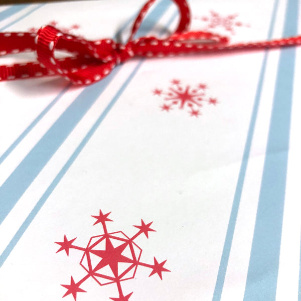 chicago snowflake gift wrap